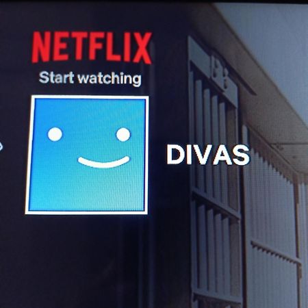 Divas Appartamento Napoli Bagian luar foto