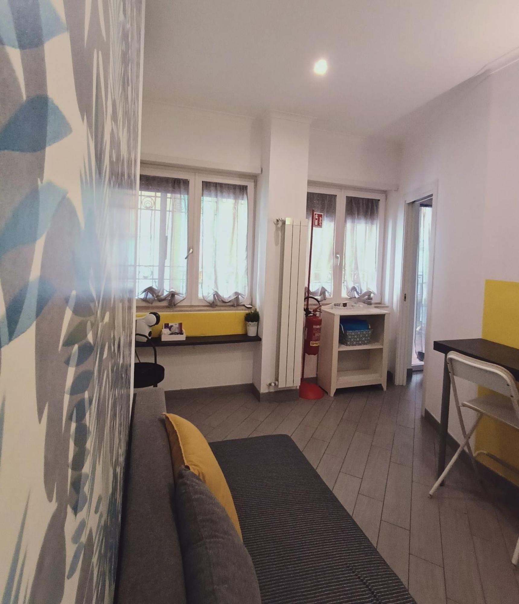 Divas Appartamento Napoli Bagian luar foto